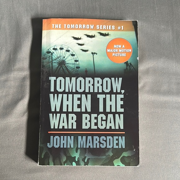 Book Series Collection - Picture 3 of 9